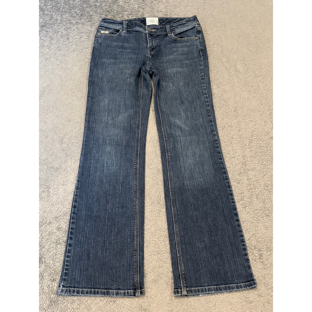 White House Black Market Blanc Bootcut Jeans Dark Wash Size 2S Low Rise Denim